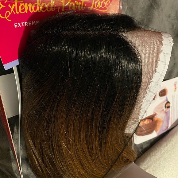 Extremely Deep Part Swiss Lace Wig
 Ombré BOB - Picture 5 of 8